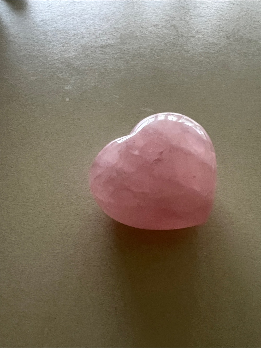 Polished Rose Quartz Heart Stone - Pink Crystal Palm Stone - Picture 4 of 5